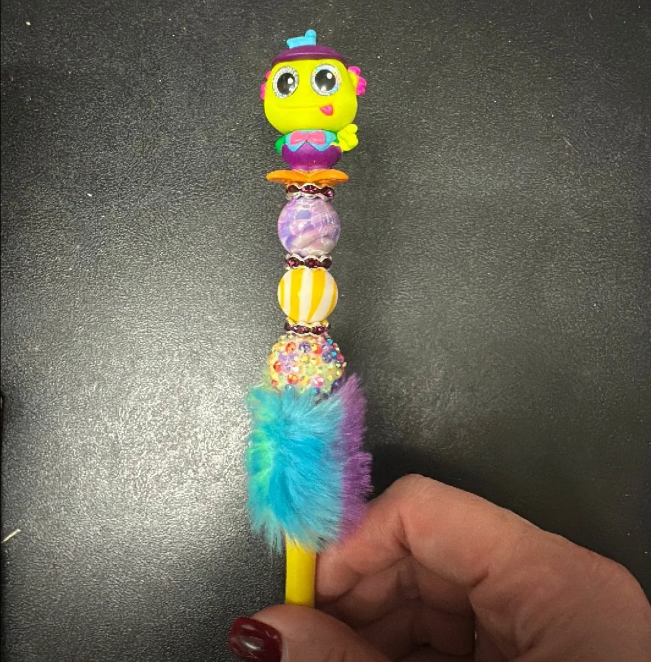 Tweedle dumb doorable pen